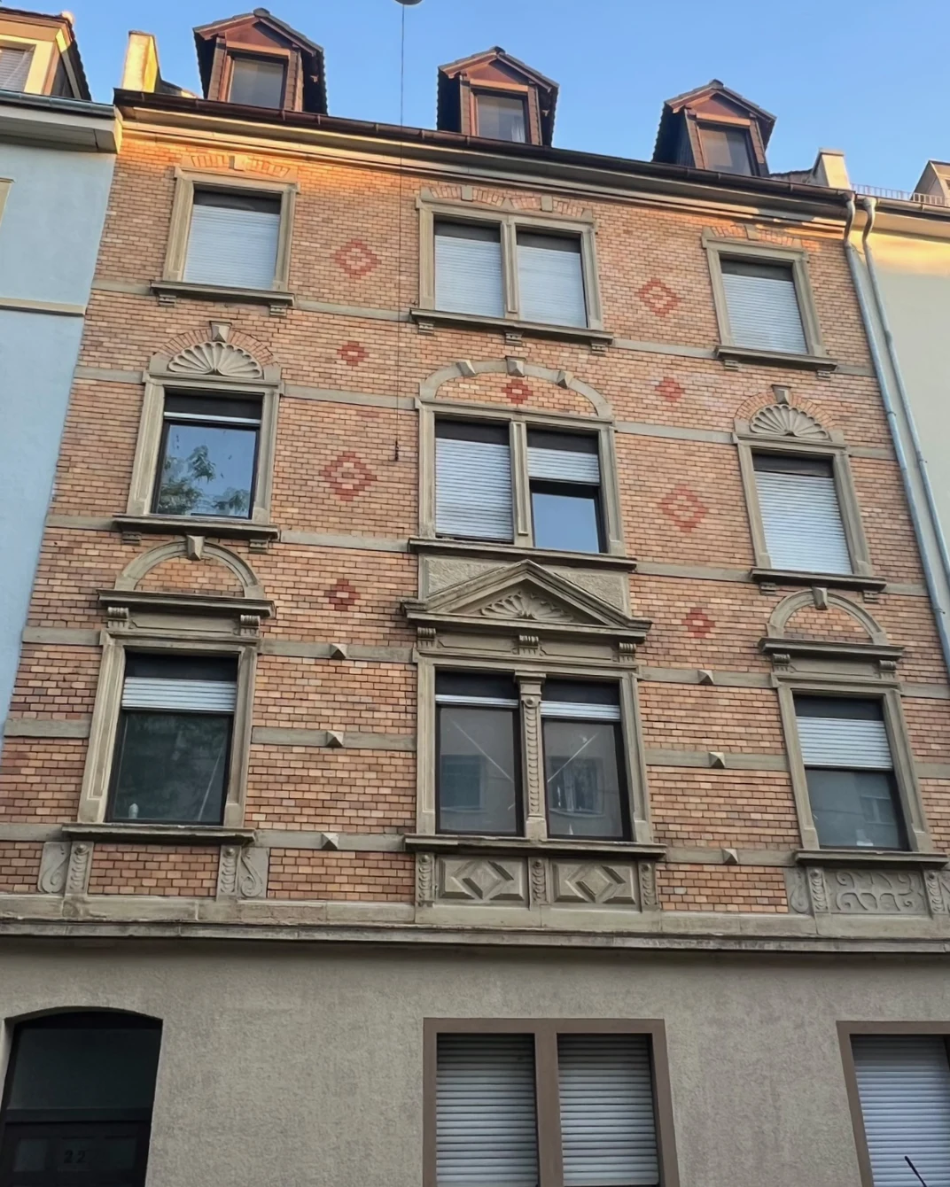 Klinker-Altbau nach der Reinigung